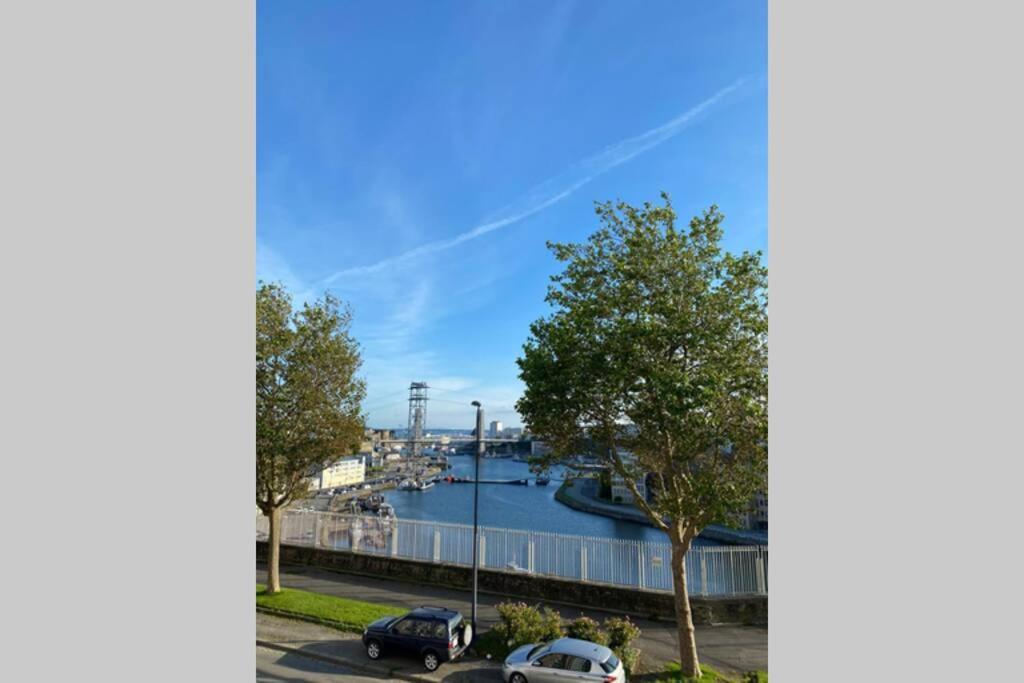 Milin : Appt 2 Ch Vue Sur Mer, Lumineux - Centre-Ville, Proche Facs, Telepherique Et Arsenal. Brest Exterior foto